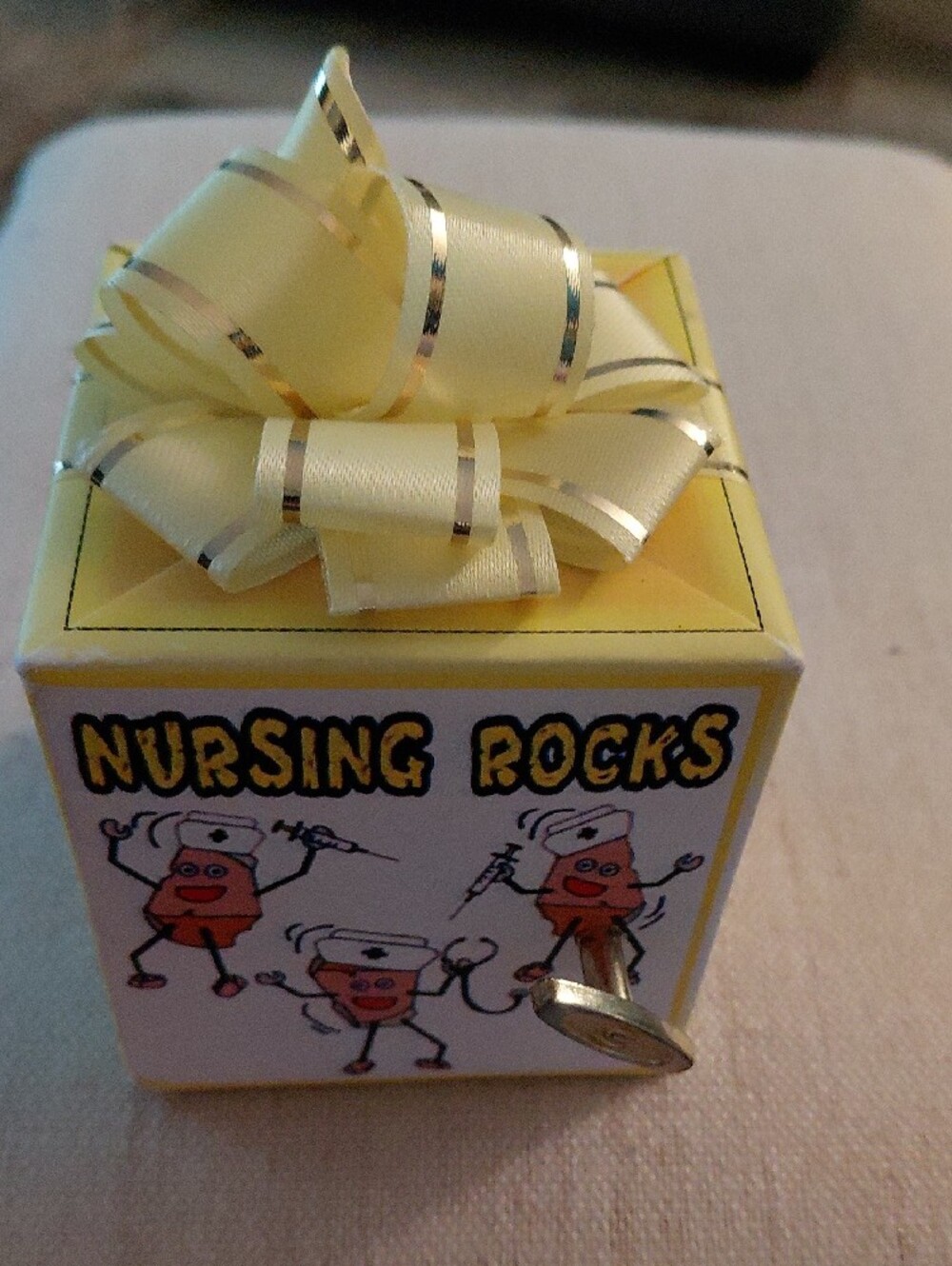 Nursing Rocks Yellow Gift Box with Decorative Bow Music Box - Picture 3 of 11